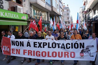 2016 08 06 ManifaServicarneFrigolouroPorrinho06.JPG